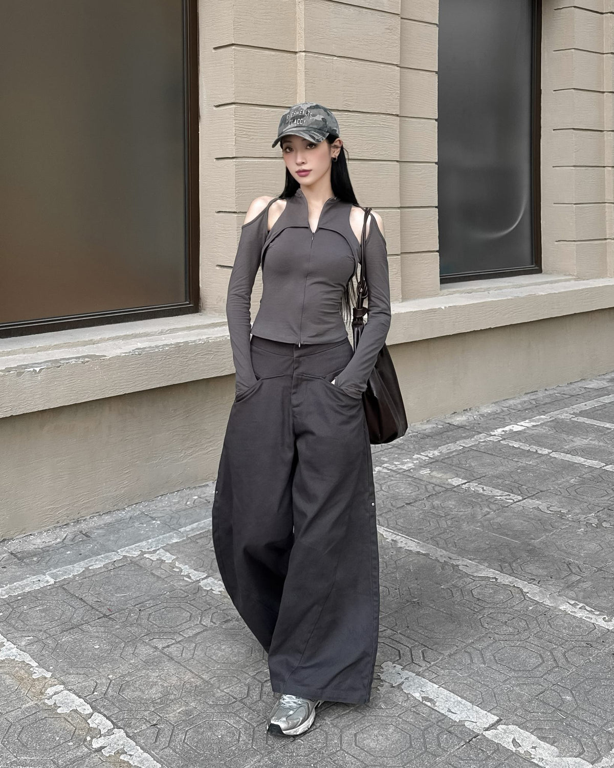 BUNNY HILL CONCEPT Caspian Long Sleeve Top